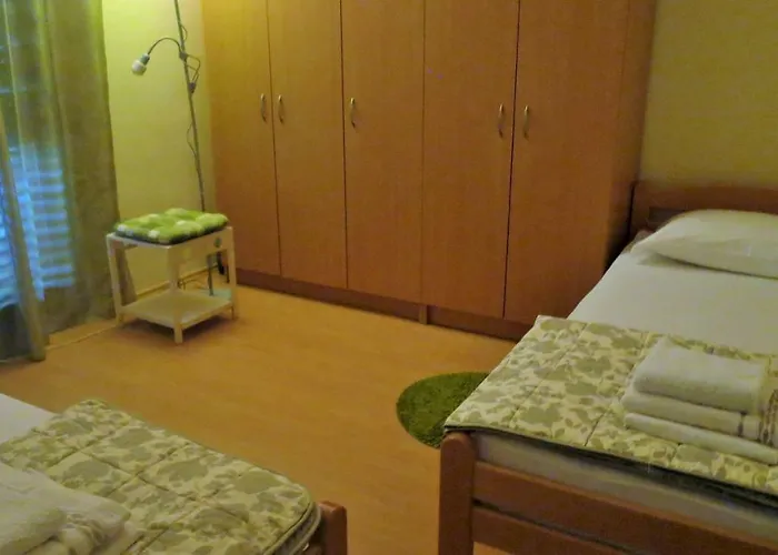 Rukavina Lejlighed *